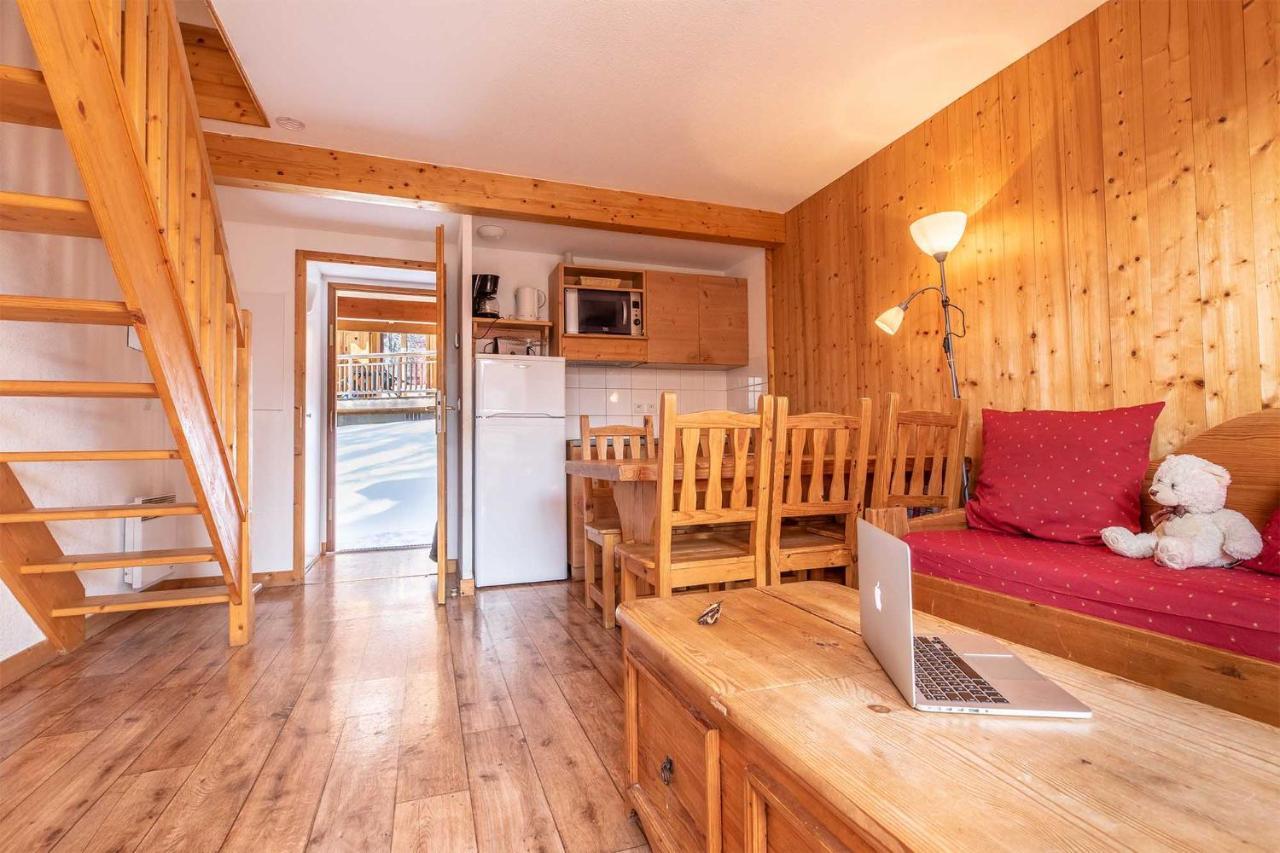 Madame Vacances Les Chalets Du Berger La Feclaz Exterior photo